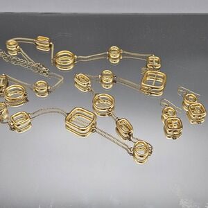 Gold Tone Geometric Necklace and Earring Set Square Circle Link